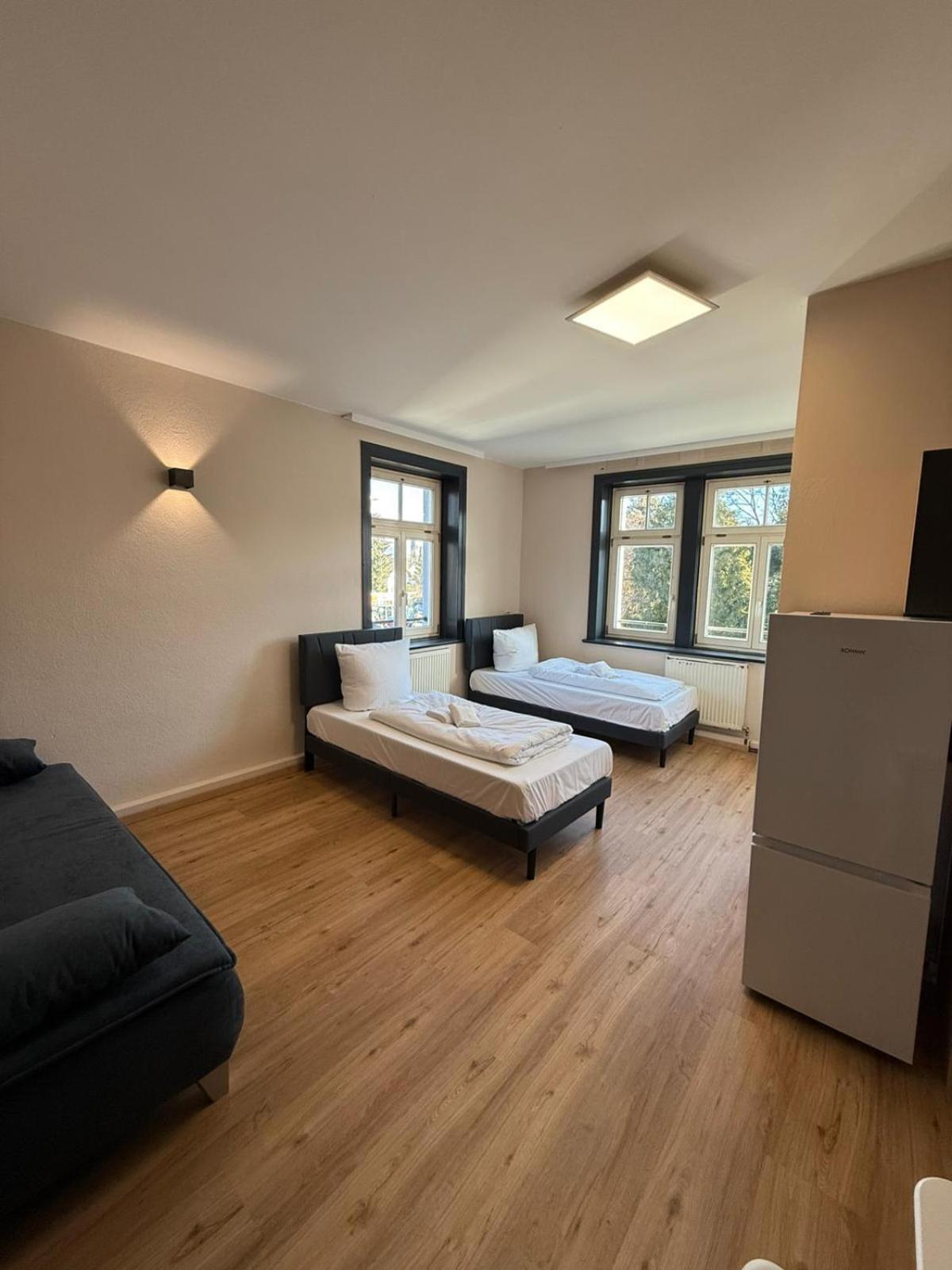 Crown Living Villa Blumenau Studios, Smarttv, Parkplatz Лустенау Екстер'єр фото